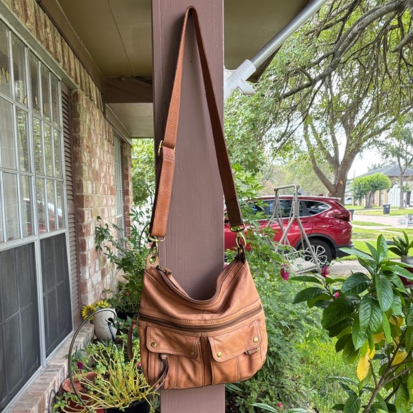 Vintage Fossil Brown Leather Bag with Dark Accents - Picture 1 of 16